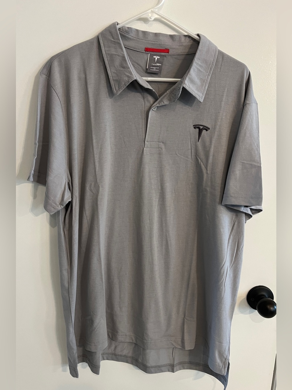 Men’s size XL Tesla Brand Tesla Polo Shirt
